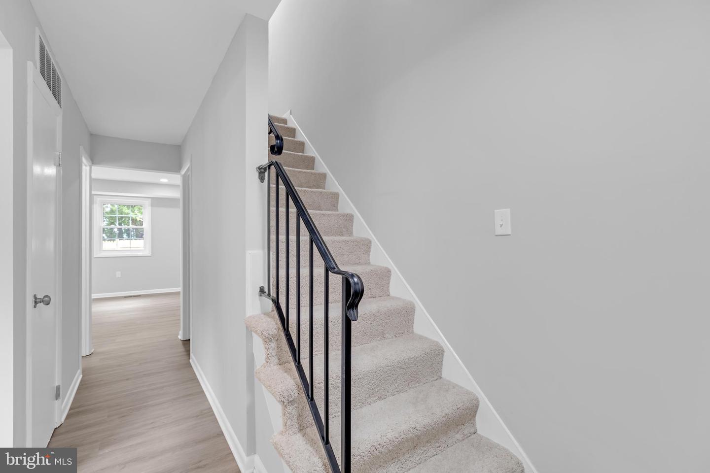 7403 LARNE LN, LORTON, Virginia 22079, 3 Bedrooms Bedrooms, 8 Rooms Rooms,2 BathroomsBathrooms,Residential,For sale,7403 LARNE LN,VAFX2269712 MLS # VAFX2269712