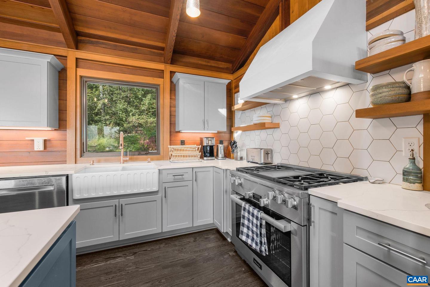 6288 BRYANT HOLLOW RD, ELKTON, Virginia 22827, 3 Bedrooms Bedrooms, ,3 BathroomsBathrooms,Residential,For sale,6288 BRYANT HOLLOW RD,669469 MLS # 669469