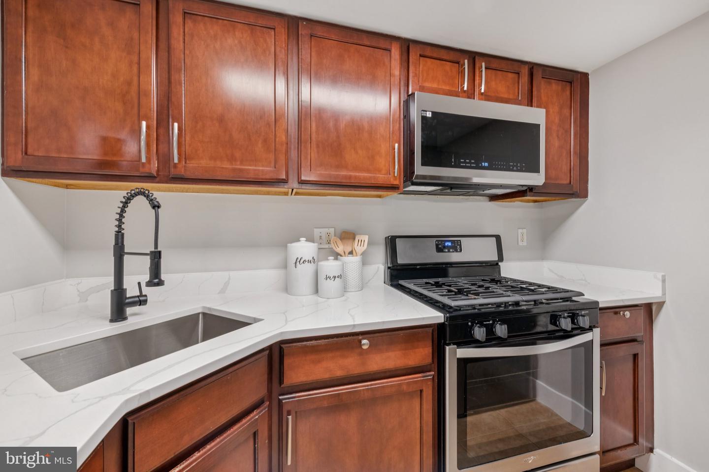 4473 B ST SE #T1, WASHINGTON, District Of Columbia 20019, 2 Bedrooms Bedrooms, 3 Rooms Rooms,1 BathroomBathrooms,Residential,For sale,4473 B ST SE #T1,DCDC2224674 MLS # DCDC2224674