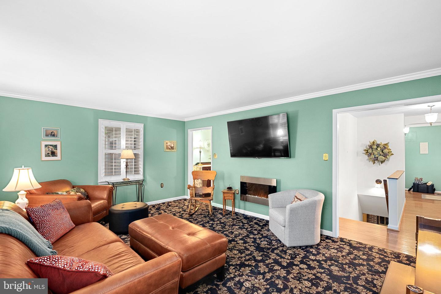 420 W H ST W, PURCELLVILLE, Virginia 20132, 4 Bedrooms Bedrooms, ,3 BathroomsBathrooms,Residential,For sale,420 W H ST W,VALO2107820 MLS # VALO2107820