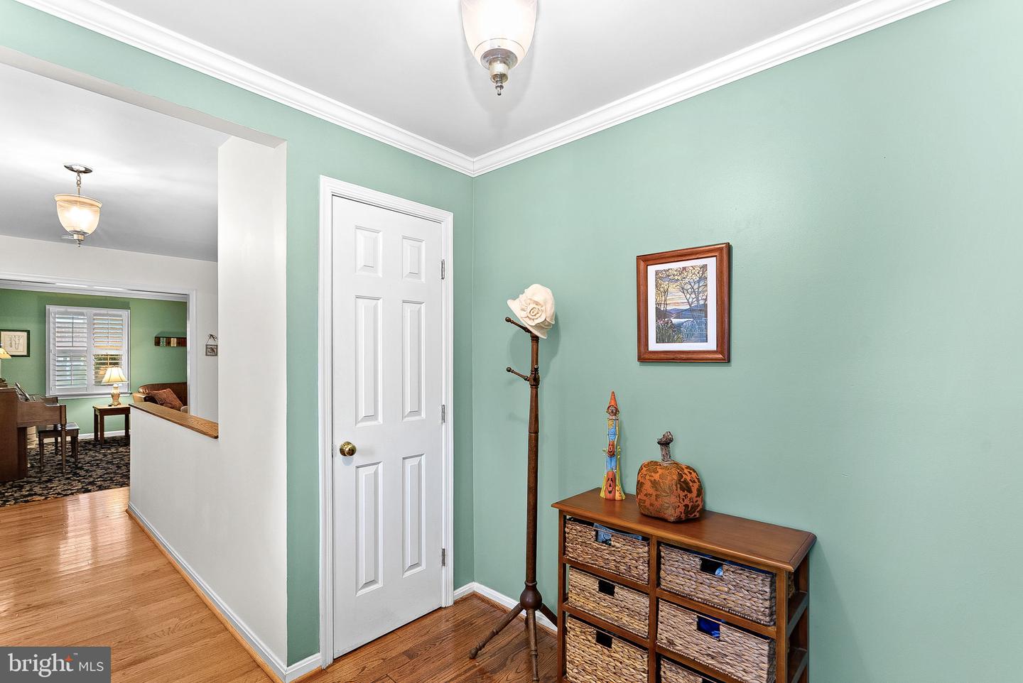 420 W H ST W, PURCELLVILLE, Virginia 20132, 4 Bedrooms Bedrooms, ,3 BathroomsBathrooms,Residential,For sale,420 W H ST W,VALO2107820 MLS # VALO2107820