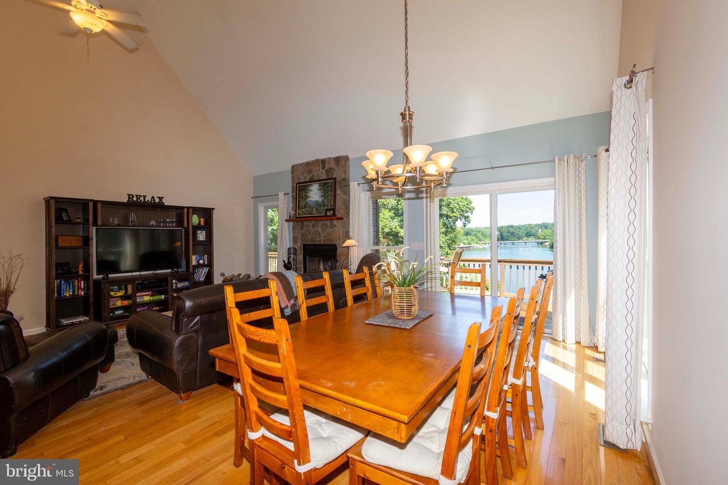 393 MOUNTAIN VW, MINERAL, Virginia 23117, 5 Bedrooms Bedrooms, 10 Rooms Rooms,3 BathroomsBathrooms,Residential,For sale,393 MOUNTAIN VW,VALA2008660 MLS # VALA2008660