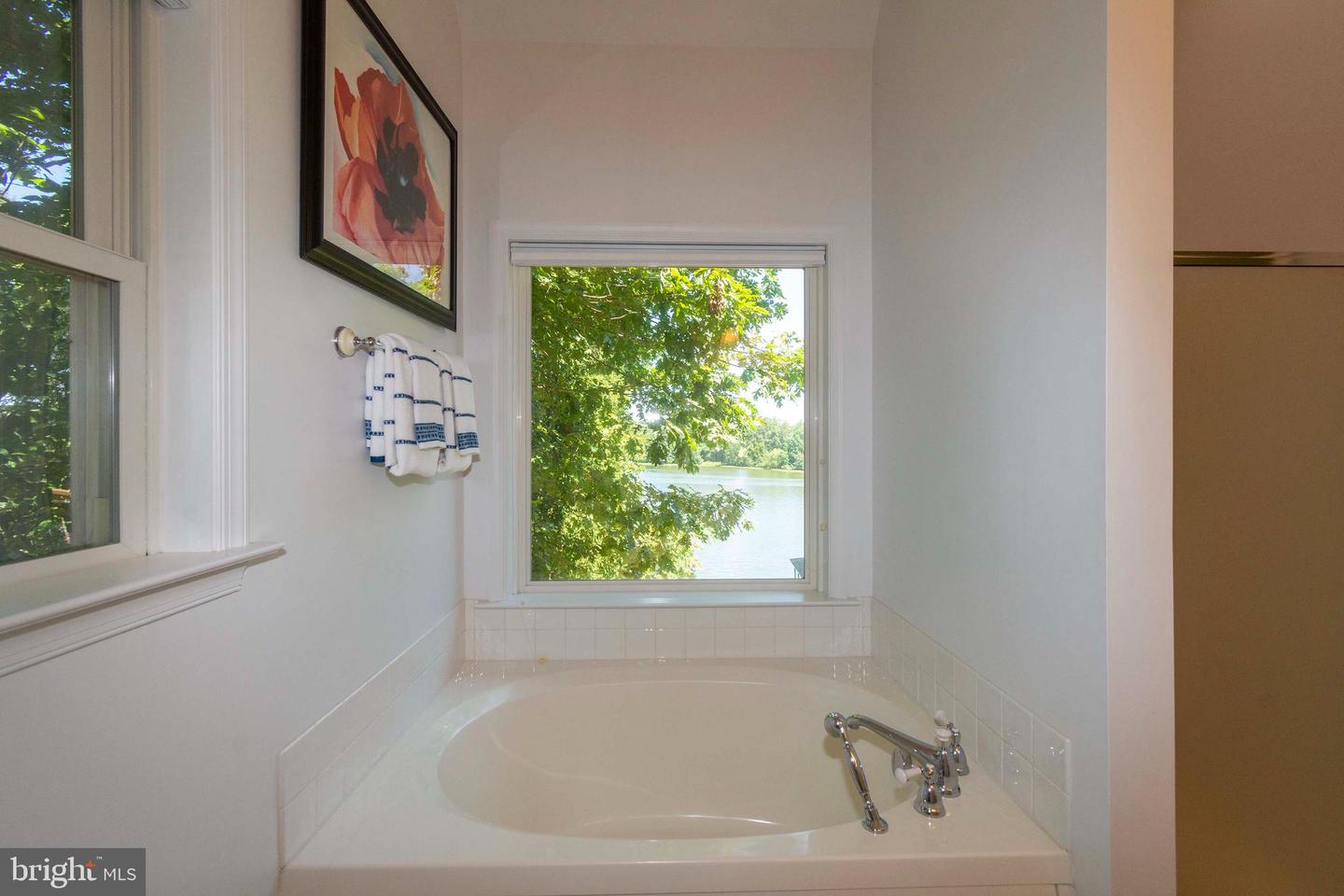 393 MOUNTAIN VW, MINERAL, Virginia 23117, 5 Bedrooms Bedrooms, 10 Rooms Rooms,3 BathroomsBathrooms,Residential,For sale,393 MOUNTAIN VW,VALA2008660 MLS # VALA2008660