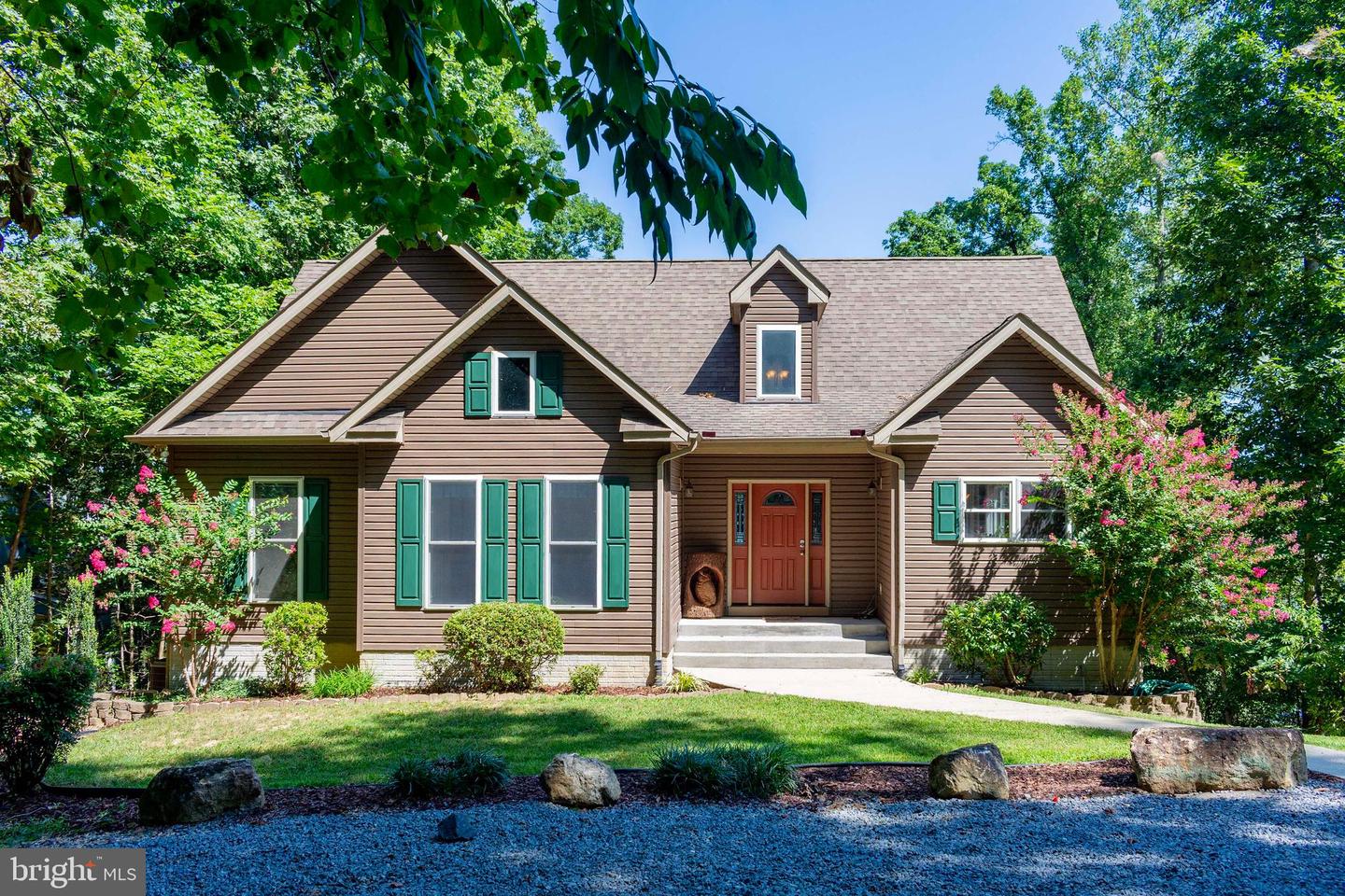 393 MOUNTAIN VW, MINERAL, Virginia 23117, 5 Bedrooms Bedrooms, 10 Rooms Rooms,3 BathroomsBathrooms,Residential,For sale,393 MOUNTAIN VW,VALA2008660 MLS # VALA2008660
