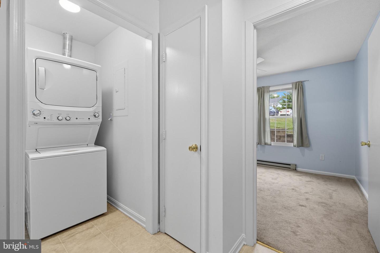 4065 ROSE BUD CT, EDINBURG, Virginia 22824, 1 Bedroom Bedrooms, ,1 BathroomBathrooms,Residential,For sale,4065 ROSE BUD CT,VASH2012646 MLS # VASH2012646
