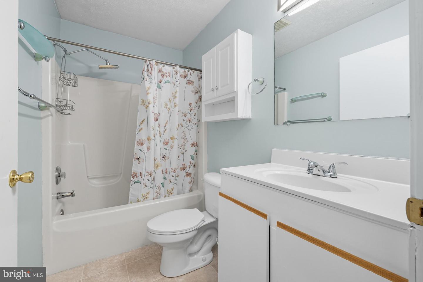 4065 ROSE BUD CT, EDINBURG, Virginia 22824, 1 Bedroom Bedrooms, ,1 BathroomBathrooms,Residential,For sale,4065 ROSE BUD CT,VASH2012646 MLS # VASH2012646