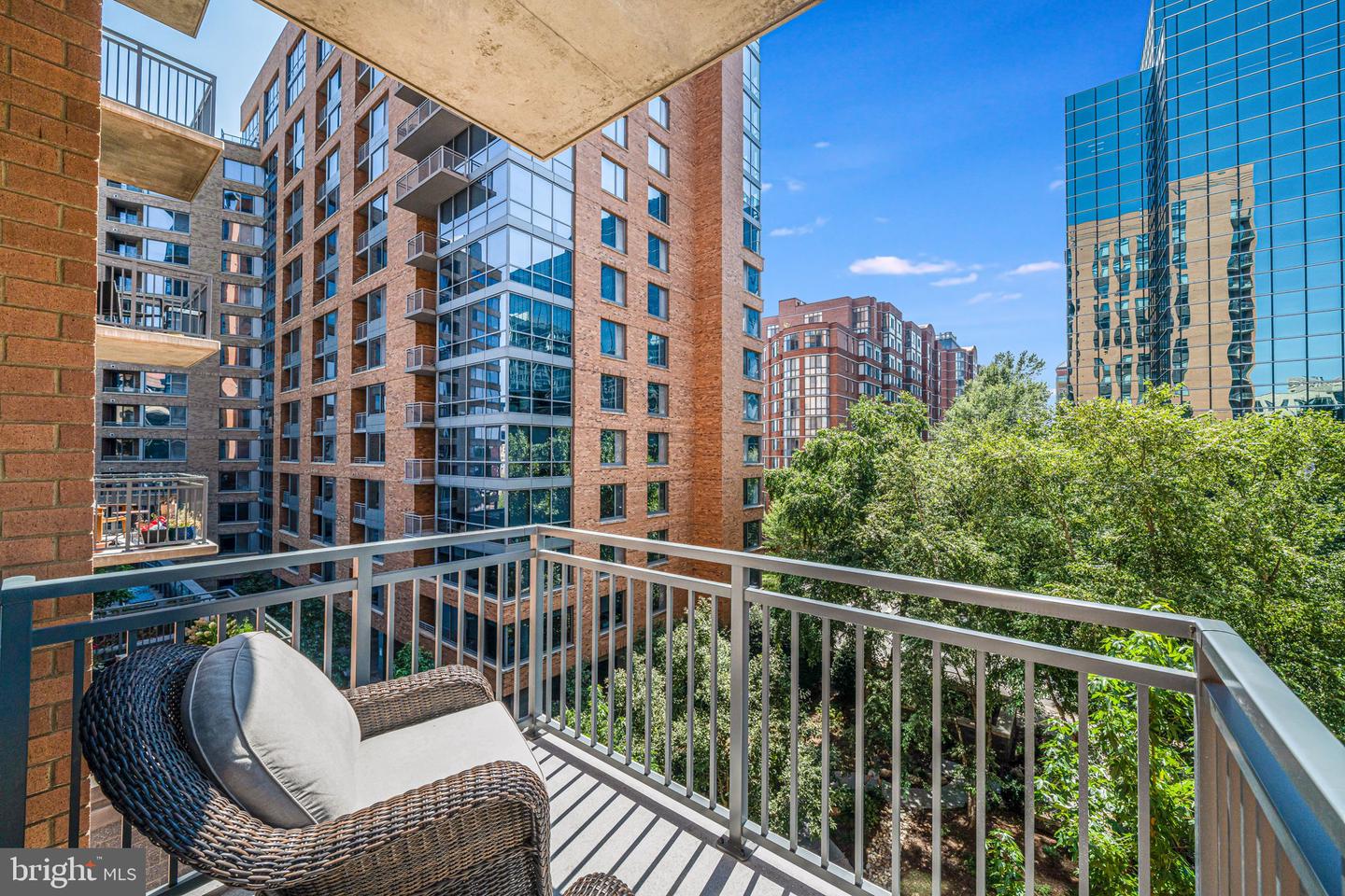 2000 CLARENDON BLVD #307, ARLINGTON, Virginia 22201, 1 Bedroom Bedrooms, ,1 BathroomBathrooms,Residential,For sale,2000 CLARENDON BLVD #307,VAAR2064284 MLS # VAAR2064284 2000 CLARENDON BLVD #307, ARLINGTON, Virginia 22201, 1 Bedroom Bedrooms, ,1 BathroomBathrooms,Residential,For sale,2000 CLARENDON BLVD #307,VAAR2064284 MLS # VAAR2064284