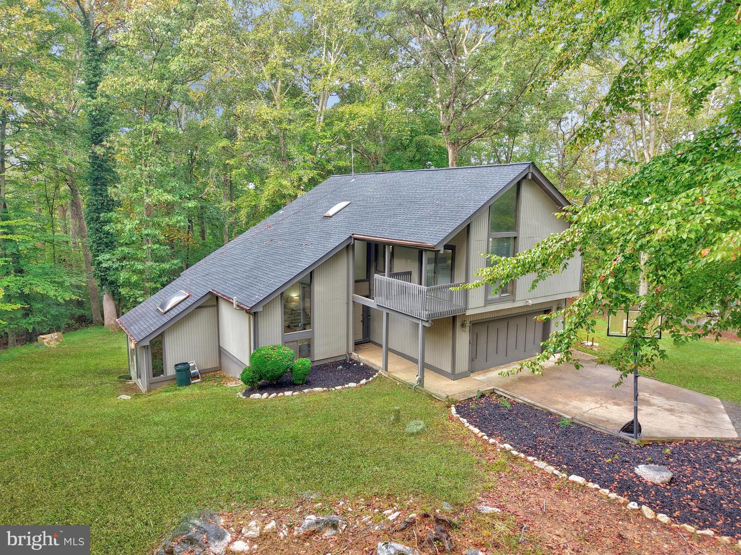 6011 OCCOQUAN FOREST DR, MANASSAS, Virginia 20112, 3 Bedrooms Bedrooms, ,2 BathroomsBathrooms,Residential,For sale,6011 OCCOQUAN FOREST DR,VAPW2104980 MLS # VAPW2104980