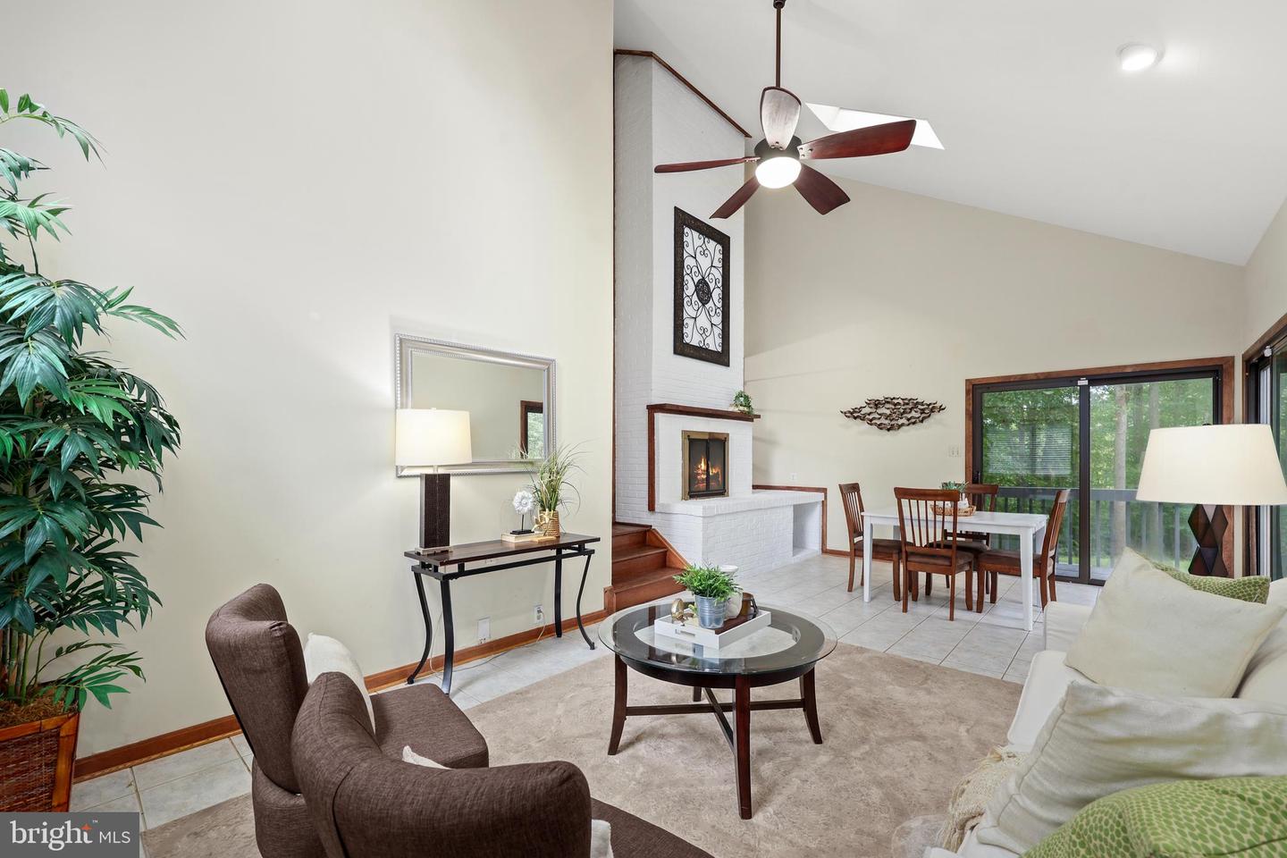 6011 OCCOQUAN FOREST DR, MANASSAS, Virginia 20112, 3 Bedrooms Bedrooms, ,2 BathroomsBathrooms,Residential,For sale,6011 OCCOQUAN FOREST DR,VAPW2104980 MLS # VAPW2104980