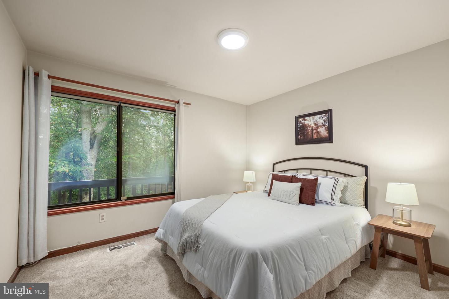 6011 OCCOQUAN FOREST DR, MANASSAS, Virginia 20112, 3 Bedrooms Bedrooms, ,2 BathroomsBathrooms,Residential,For sale,6011 OCCOQUAN FOREST DR,VAPW2104980 MLS # VAPW2104980