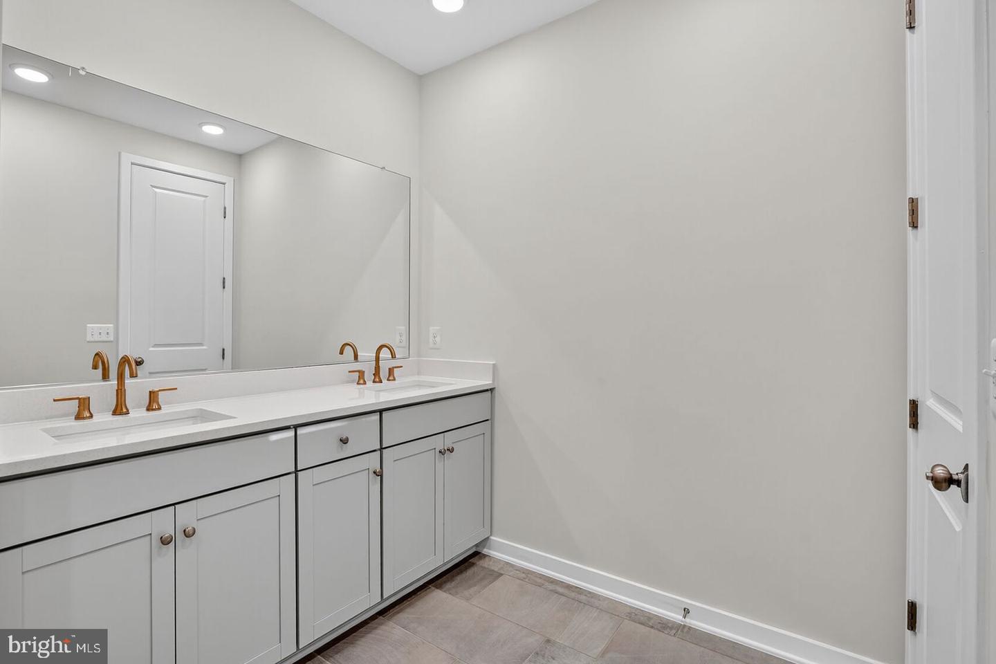 42139 GILDED STONE TER, BRAMBLETON, Virginia 20148, 4 Bedrooms Bedrooms, ,3 BathroomsBathrooms,Residential,For sale,42139 GILDED STONE TER,VALO2107838 MLS # VALO2107838 42139 GILDED STONE TER, BRAMBLETON, Virginia 20148, 4 Bedrooms Bedrooms, ,3 BathroomsBathrooms,Residential,For sale,42139 GILDED STONE TER,VALO2107838 MLS # VALO2107838