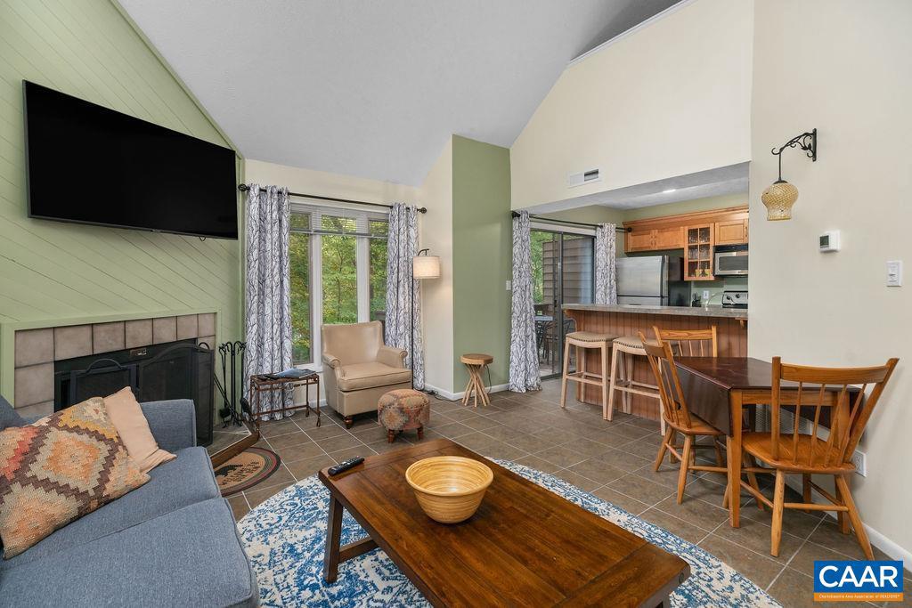 755 LAURELWOOD CONDOS, WINTERGREEN RESORT, Virginia 22967, 2 Bedrooms Bedrooms, ,2 BathroomsBathrooms,Residential,For sale,755 LAURELWOOD CONDOS,669470 MLS # 669470