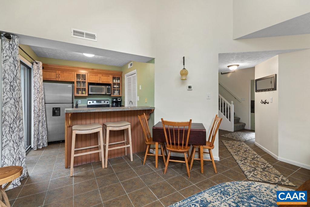 755 LAURELWOOD CONDOS, WINTERGREEN RESORT, Virginia 22967, 2 Bedrooms Bedrooms, ,2 BathroomsBathrooms,Residential,For sale,755 LAURELWOOD CONDOS,669470 MLS # 669470