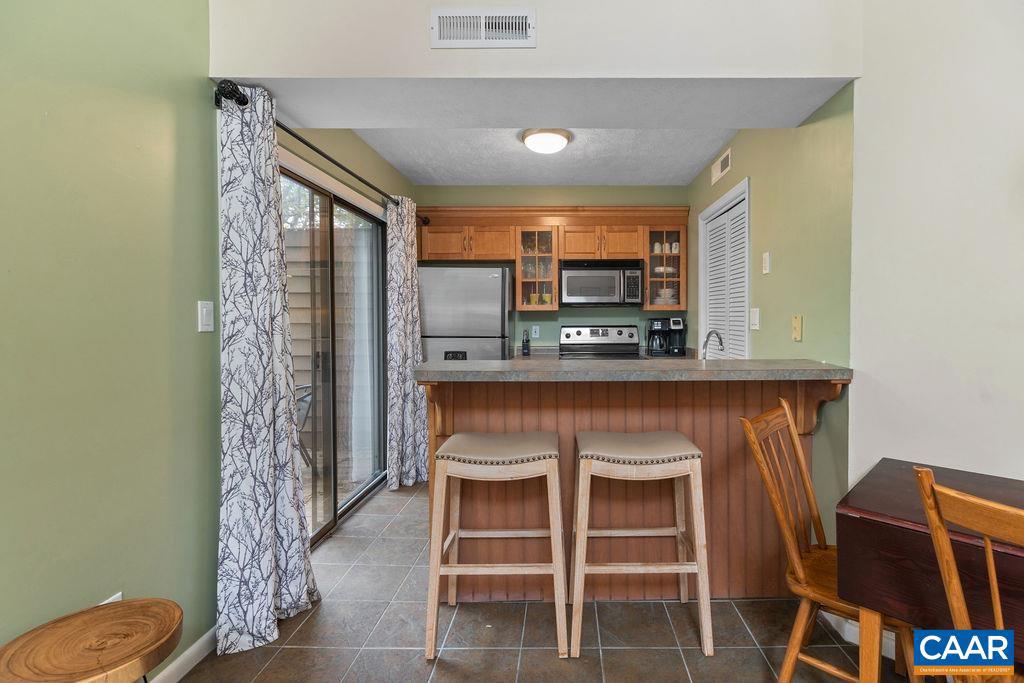 755 LAURELWOOD CONDOS, WINTERGREEN RESORT, Virginia 22967, 2 Bedrooms Bedrooms, ,2 BathroomsBathrooms,Residential,For sale,755 LAURELWOOD CONDOS,669470 MLS # 669470