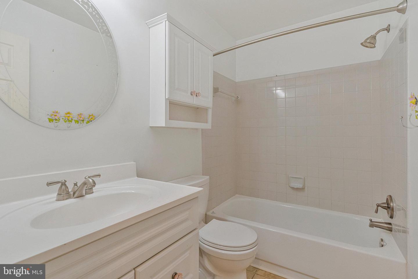 43507 BLACKSMITH SQ, ASHBURN, Virginia 20147, 3 Bedrooms Bedrooms, ,2 BathroomsBathrooms,Residential,For sale,43507 BLACKSMITH SQ,VALO2107812 MLS # VALO2107812