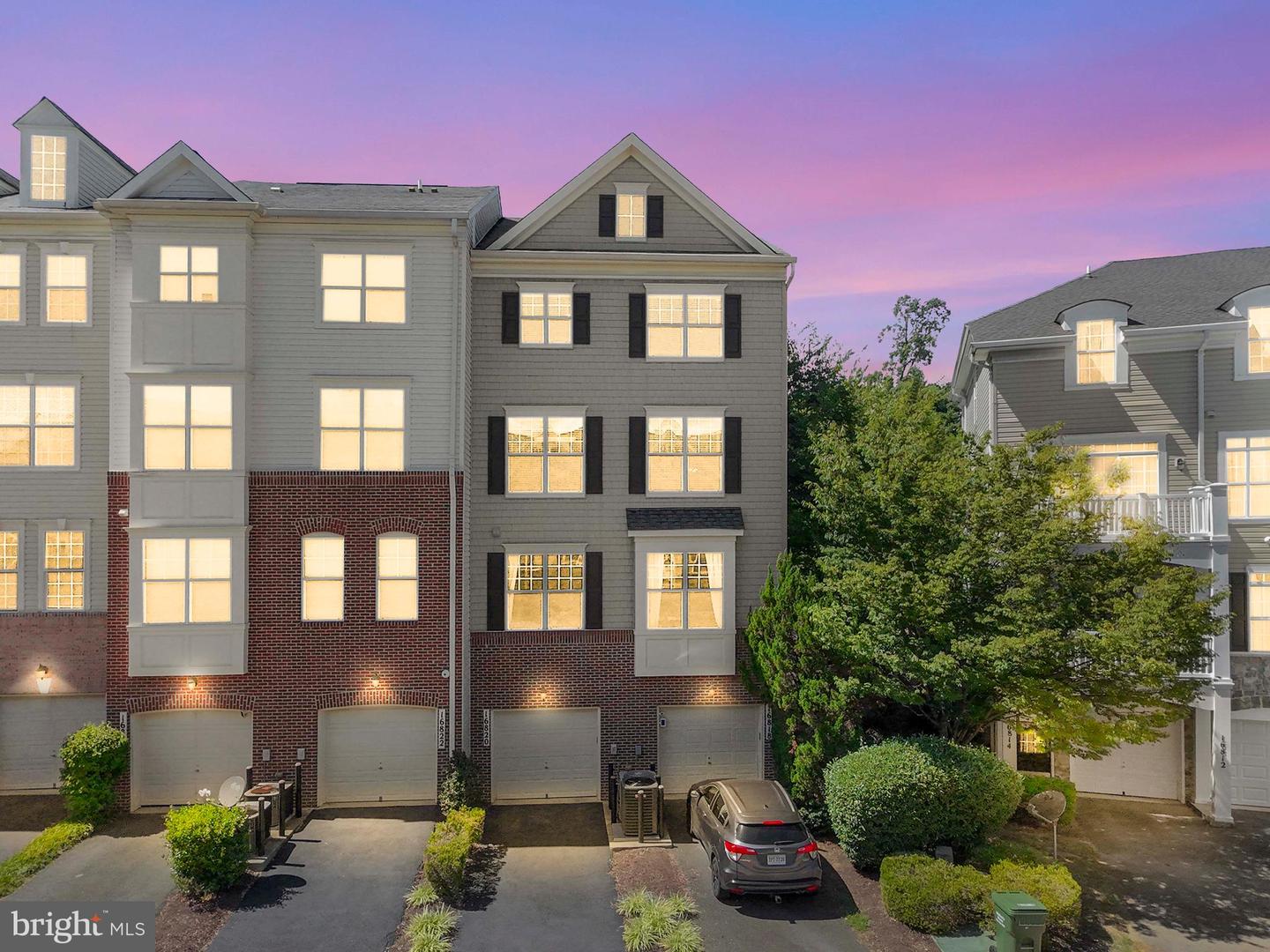 16820 NUTTAL OAK PL, WOODBRIDGE, Virginia 22191, 3 Bedrooms Bedrooms, ,2 BathroomsBathrooms,Residential,For sale,16820 NUTTAL OAK PL,VAPW2104944 MLS # VAPW2104944