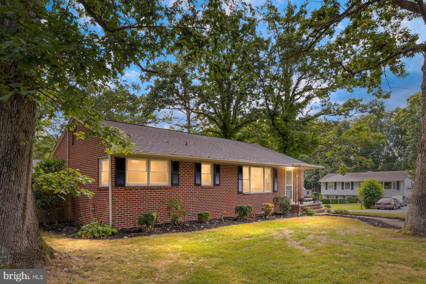 60 PENDLETON RD, FREDERICKSBURG, Virginia 22405, 3 Bedrooms Bedrooms, ,2 BathroomsBathrooms,Residential,For sale,60 PENDLETON RD,VAST2043090 MLS # VAST2043090
