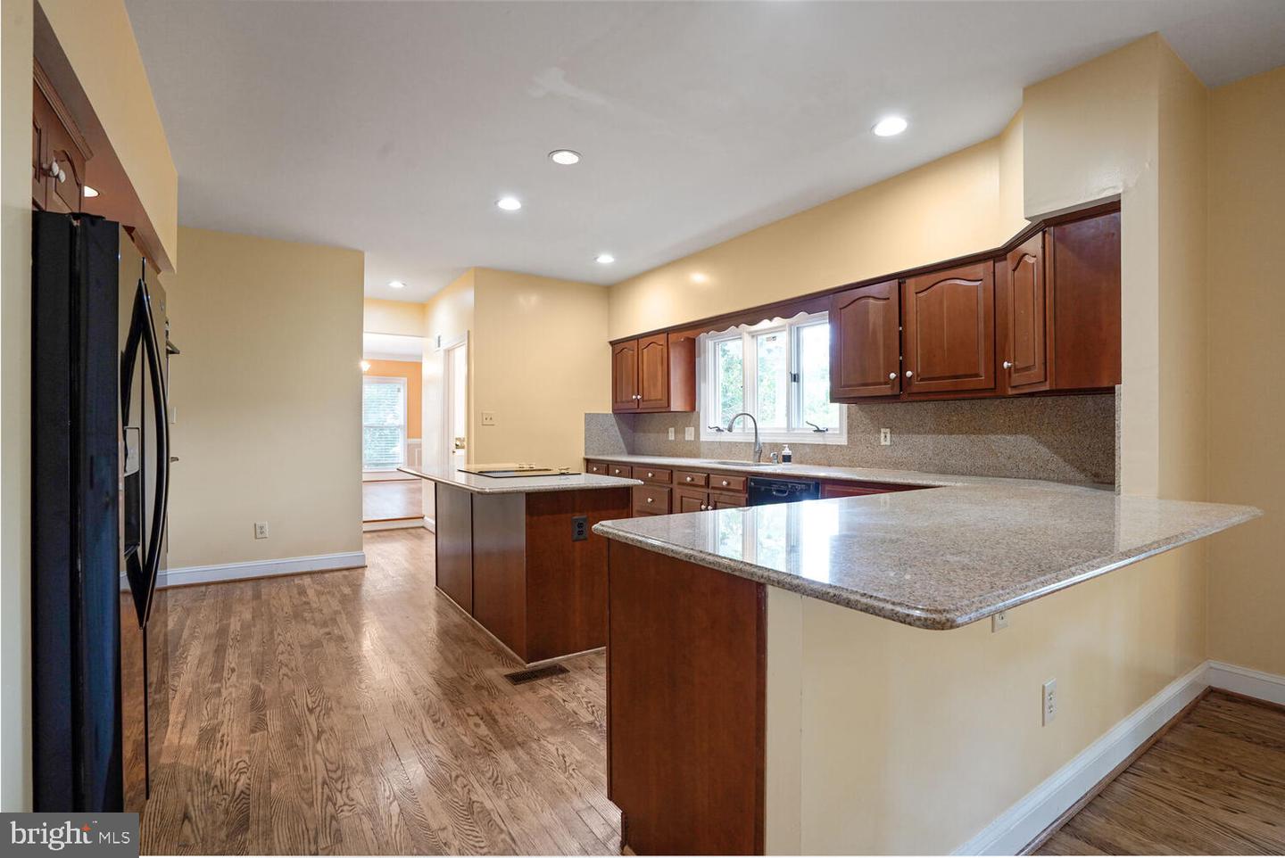 7204 QUIET CV, ANNANDALE, Virginia 22003, 4 Bedrooms Bedrooms, ,4 BathroomsBathrooms,Residential,For sale,7204 QUIET CV,VAFX2269784 MLS # VAFX2269784