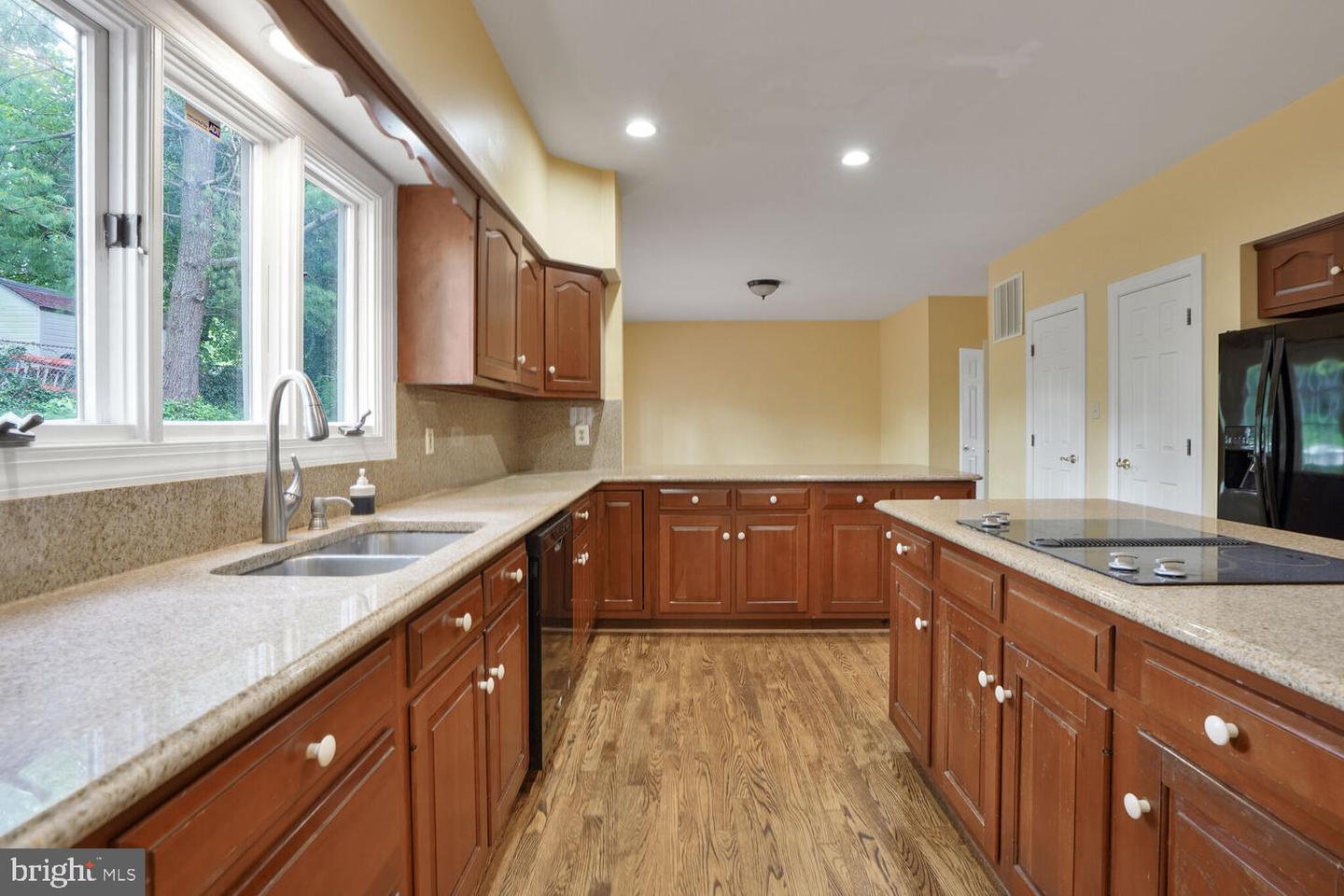 7204 QUIET CV, ANNANDALE, Virginia 22003, 4 Bedrooms Bedrooms, ,4 BathroomsBathrooms,Residential,For sale,7204 QUIET CV,VAFX2269784 MLS # VAFX2269784