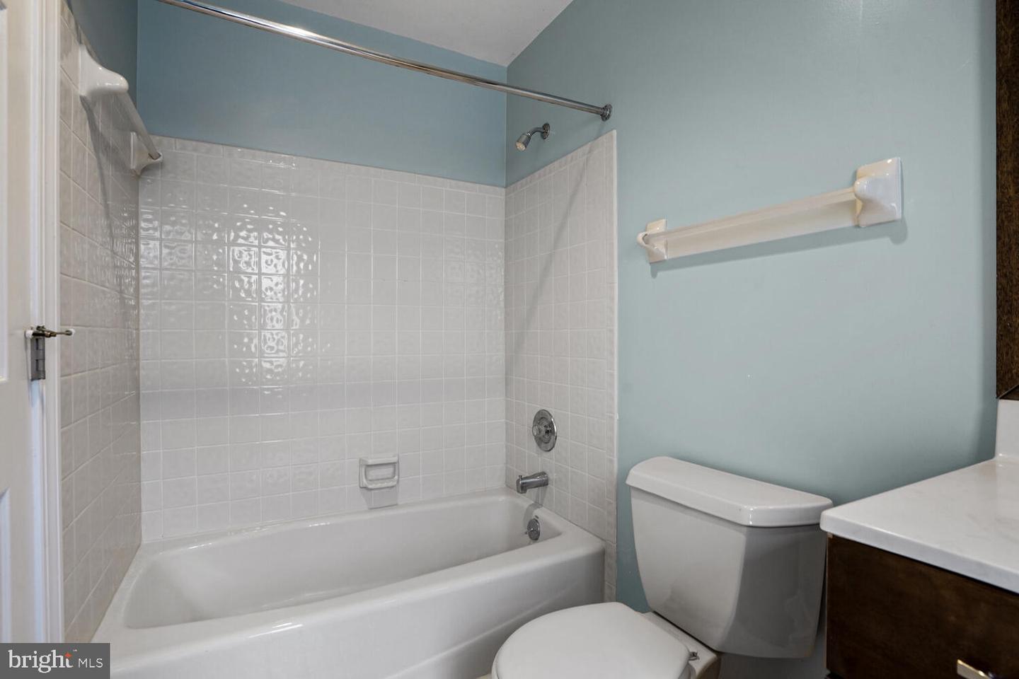 7204 QUIET CV, ANNANDALE, Virginia 22003, 4 Bedrooms Bedrooms, ,4 BathroomsBathrooms,Residential,For sale,7204 QUIET CV,VAFX2269784 MLS # VAFX2269784