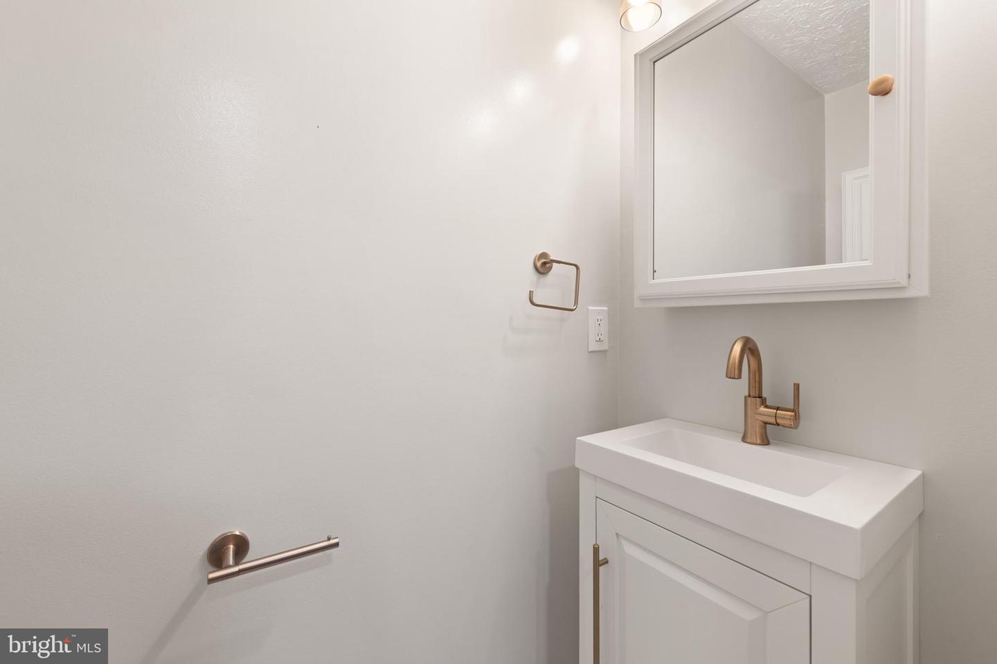 7310 GLENDOWER CT, SPRINGFIELD, Virginia 22153, 3 Bedrooms Bedrooms, ,2 BathroomsBathrooms,Residential,For sale,7310 GLENDOWER CT,VAFX2269788 MLS # VAFX2269788 7310 GLENDOWER CT, SPRINGFIELD, Virginia 22153, 3 Bedrooms Bedrooms, ,2 BathroomsBathrooms,Residential,For sale,7310 GLENDOWER CT,VAFX2269788 MLS # VAFX2269788