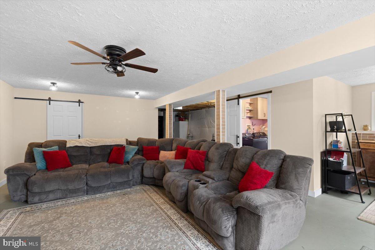 614 REMINGTON DR, WINCHESTER, Virginia 22602, 3 Bedrooms Bedrooms, 10 Rooms Rooms,2 BathroomsBathrooms,Residential,For sale,614 REMINGTON DR,VAFV2037104 MLS # VAFV2037104
