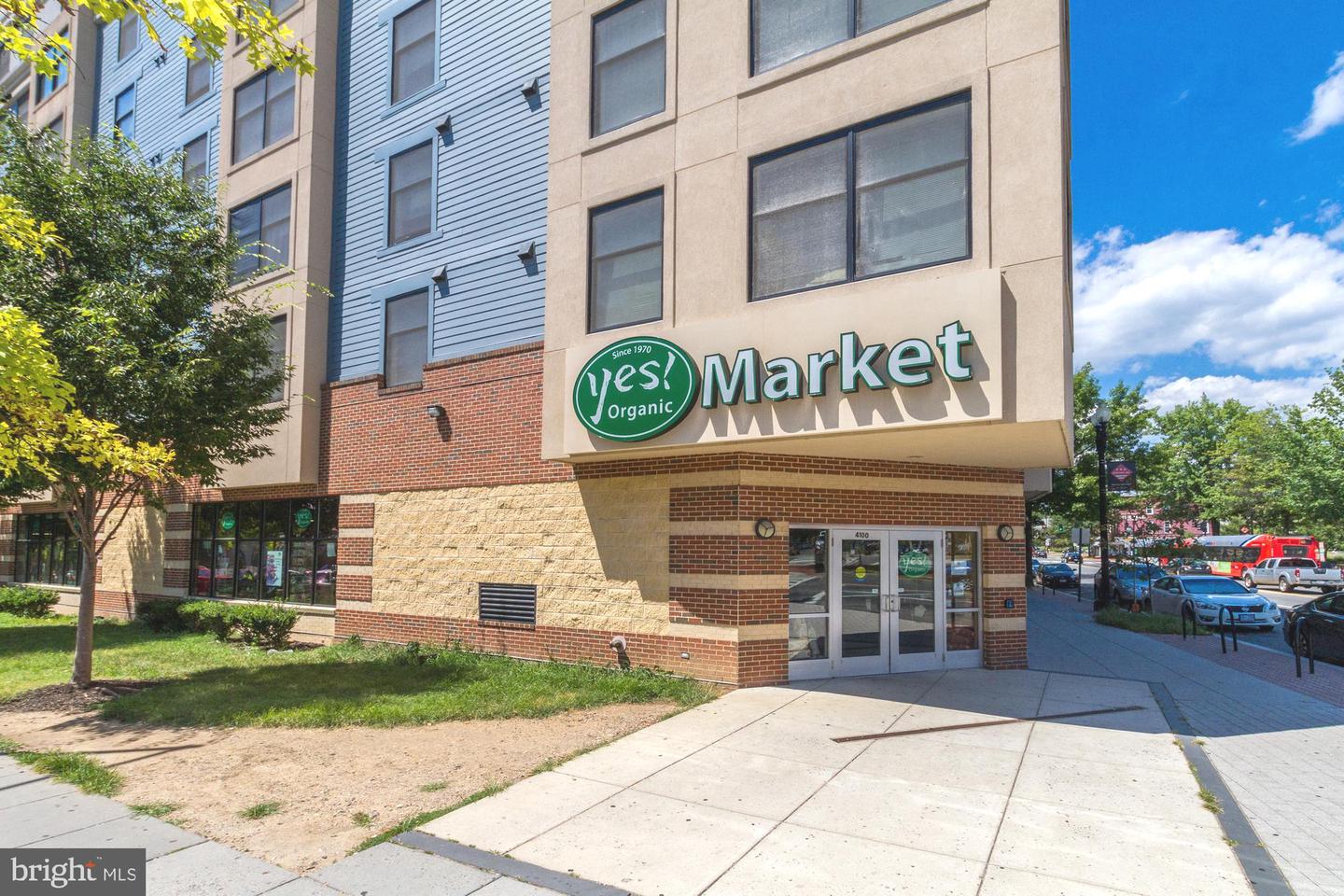 4328 GEORGIA AVE NW #401, WASHINGTON, District Of Columbia 20011, 2 Bedrooms Bedrooms, ,1 BathroomBathrooms,Residential,For sale,4328 GEORGIA AVE NW #401,DCDC2224708 MLS # DCDC2224708