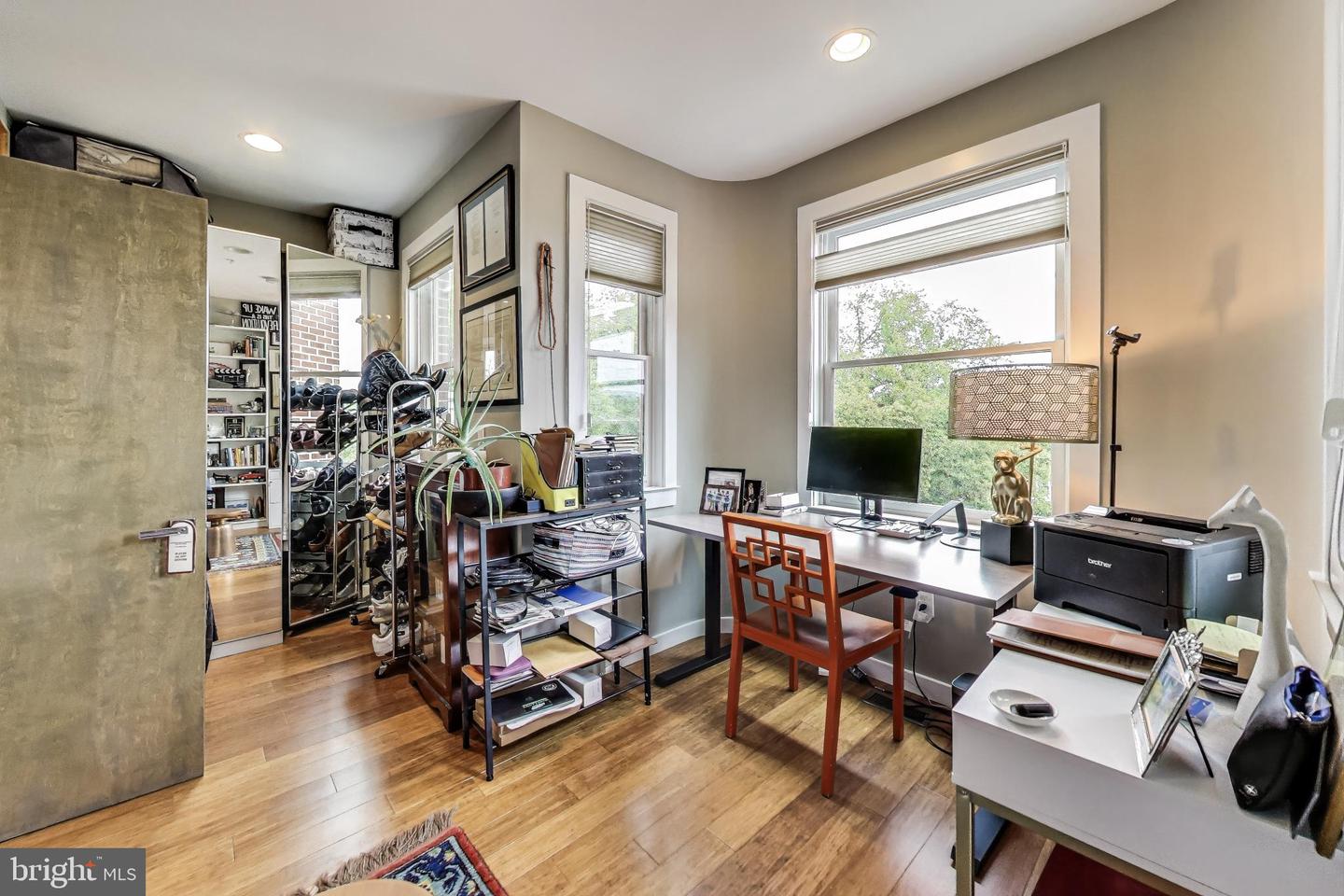 1242 NEW JERSEY AVE NW, WASHINGTON, District Of Columbia 20001, 4 Bedrooms Bedrooms, ,4 BathroomsBathrooms,Residential,For sale,1242 NEW JERSEY AVE NW,DCDC2224712 MLS # DCDC2224712