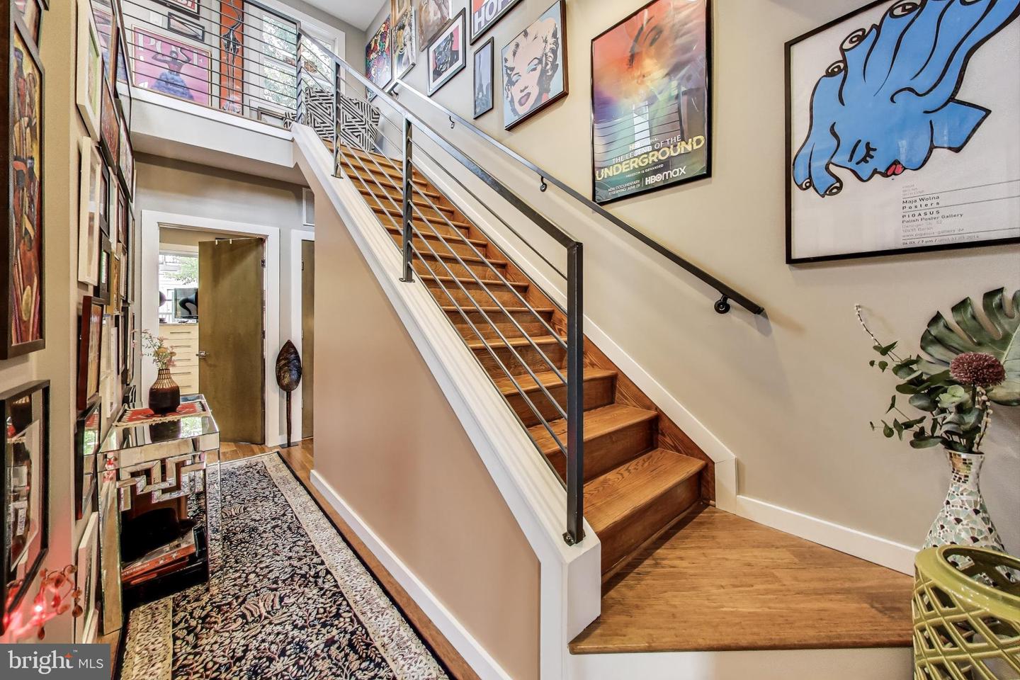 1242 NEW JERSEY AVE NW, WASHINGTON, District Of Columbia 20001, 4 Bedrooms Bedrooms, ,4 BathroomsBathrooms,Residential,For sale,1242 NEW JERSEY AVE NW,DCDC2224712 MLS # DCDC2224712