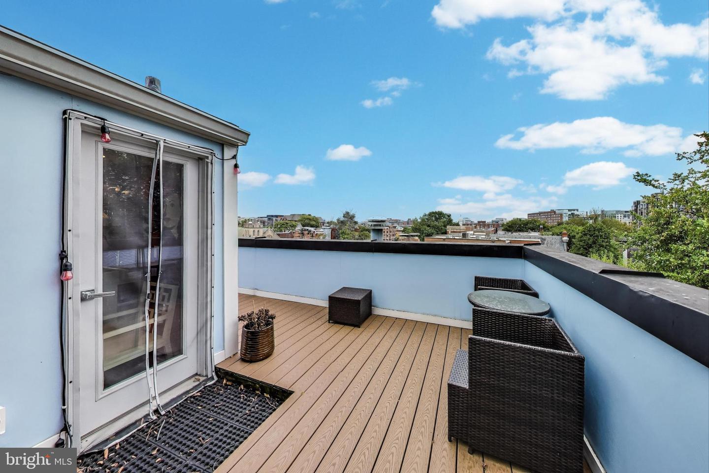 1242 NEW JERSEY AVE NW, WASHINGTON, District Of Columbia 20001, 4 Bedrooms Bedrooms, ,4 BathroomsBathrooms,Residential,For sale,1242 NEW JERSEY AVE NW,DCDC2224712 MLS # DCDC2224712