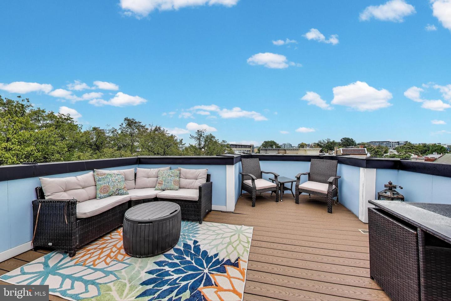 1242 NEW JERSEY AVE NW, WASHINGTON, District Of Columbia 20001, 4 Bedrooms Bedrooms, ,4 BathroomsBathrooms,Residential,For sale,1242 NEW JERSEY AVE NW,DCDC2224712 MLS # DCDC2224712