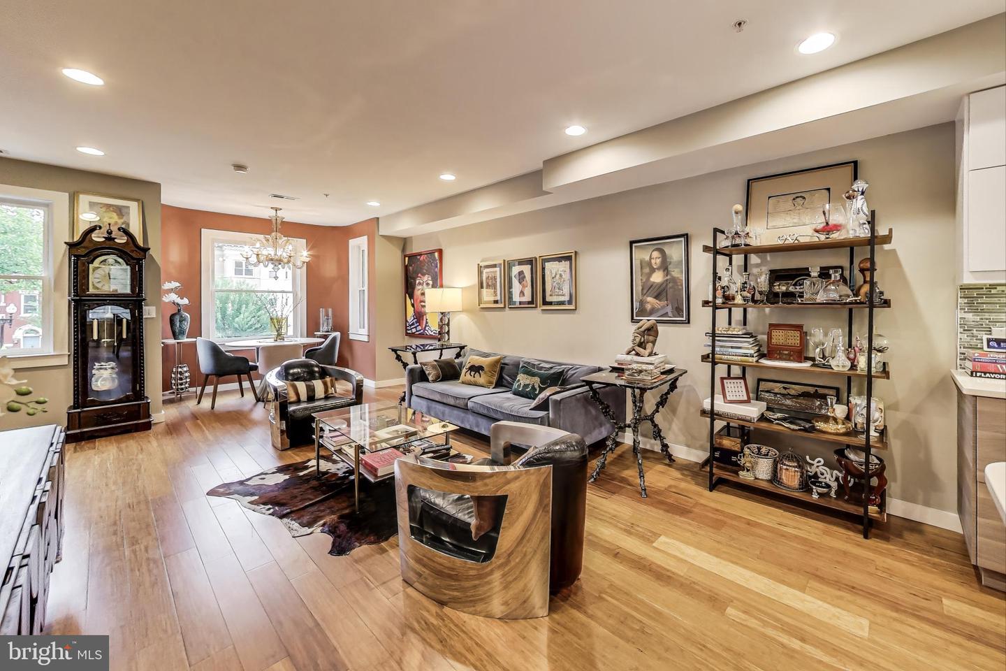 1242 NEW JERSEY AVE NW, WASHINGTON, District Of Columbia 20001, 4 Bedrooms Bedrooms, ,4 BathroomsBathrooms,Residential,For sale,1242 NEW JERSEY AVE NW,DCDC2224712 MLS # DCDC2224712