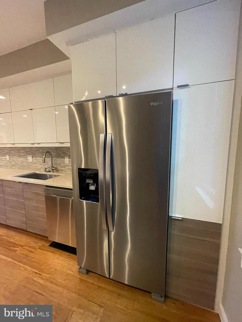 1242 NEW JERSEY AVE NW, WASHINGTON, District Of Columbia 20001, 4 Bedrooms Bedrooms, ,4 BathroomsBathrooms,Residential,For sale,1242 NEW JERSEY AVE NW,DCDC2224712 MLS # DCDC2224712