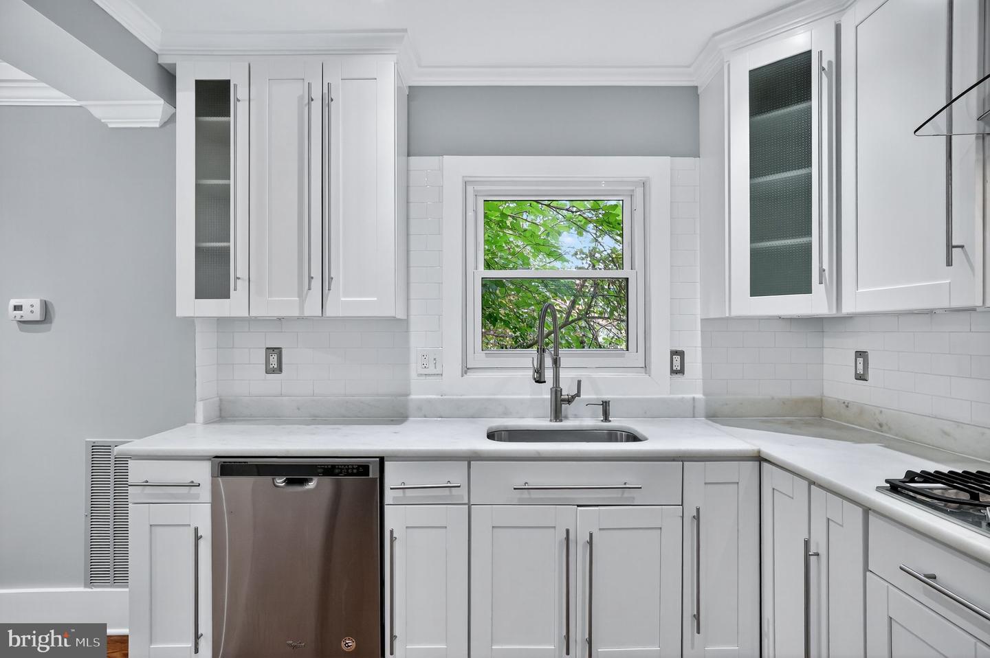 1959 H ST NE, WASHINGTON, District Of Columbia 20002, 3 Bedrooms Bedrooms, ,2 BathroomsBathrooms,Residential,For sale,1959 H ST NE,DCDC2224750 MLS # DCDC2224750