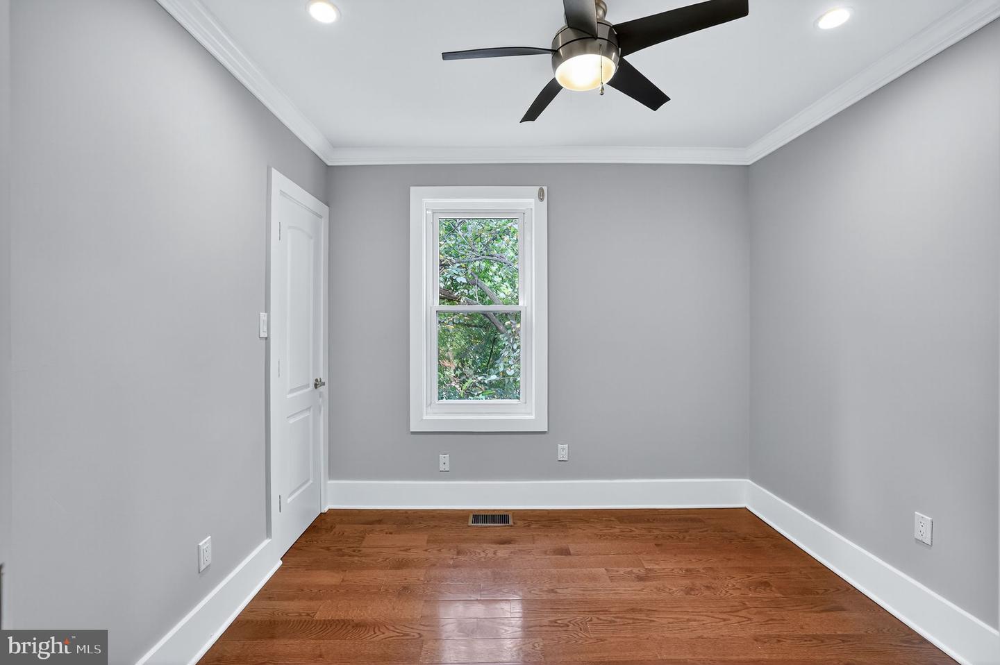 1959 H ST NE, WASHINGTON, District Of Columbia 20002, 3 Bedrooms Bedrooms, ,2 BathroomsBathrooms,Residential,For sale,1959 H ST NE,DCDC2224750 MLS # DCDC2224750