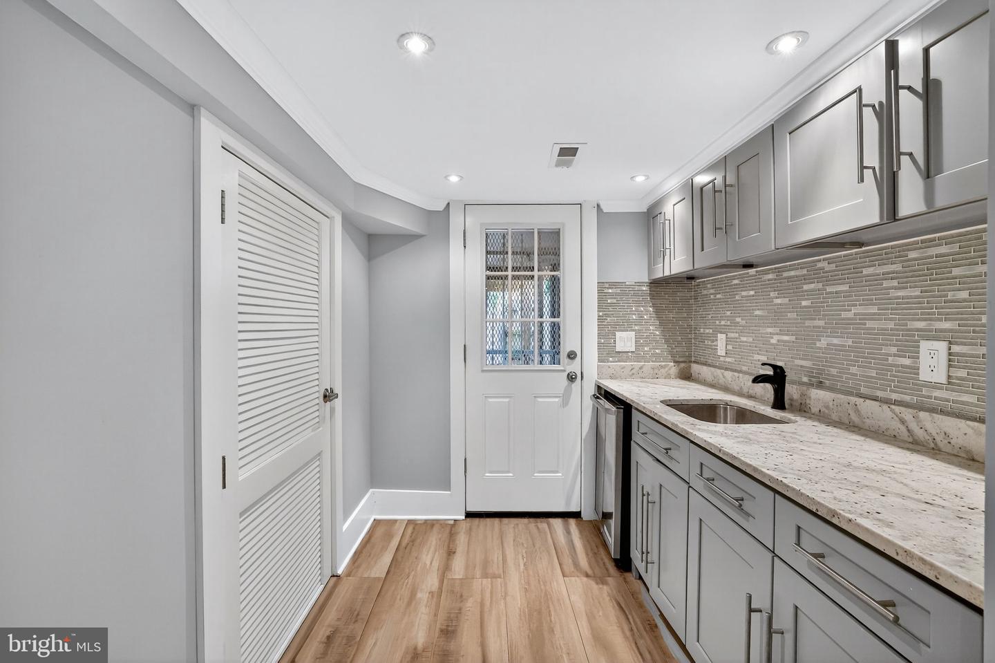 1959 H ST NE, WASHINGTON, District Of Columbia 20002, 3 Bedrooms Bedrooms, ,2 BathroomsBathrooms,Residential,For sale,1959 H ST NE,DCDC2224750 MLS # DCDC2224750