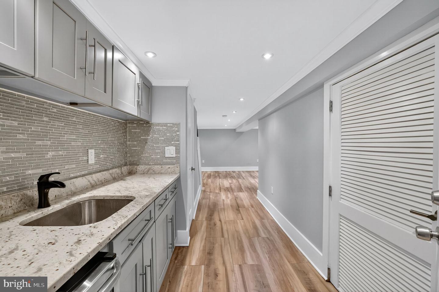 1959 H ST NE, WASHINGTON, District Of Columbia 20002, 3 Bedrooms Bedrooms, ,2 BathroomsBathrooms,Residential,For sale,1959 H ST NE,DCDC2224750 MLS # DCDC2224750