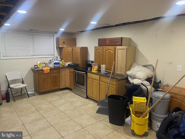 711 ARCHER CT, HERNDON, Virginia 20170, 5 Bedrooms Bedrooms, ,3 BathroomsBathrooms,Residential,For sale,711 ARCHER CT,VAFX2269894 MLS # VAFX2269894