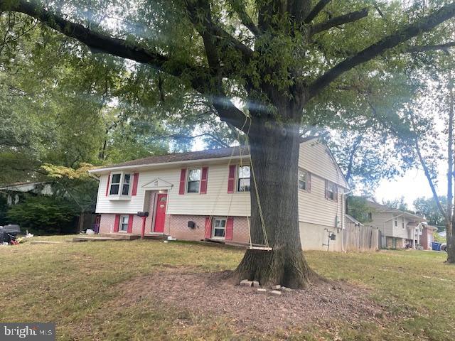 711 ARCHER CT, HERNDON, Virginia 20170, 5 Bedrooms Bedrooms, ,3 BathroomsBathrooms,Residential,For sale,711 ARCHER CT,VAFX2269894 MLS # VAFX2269894