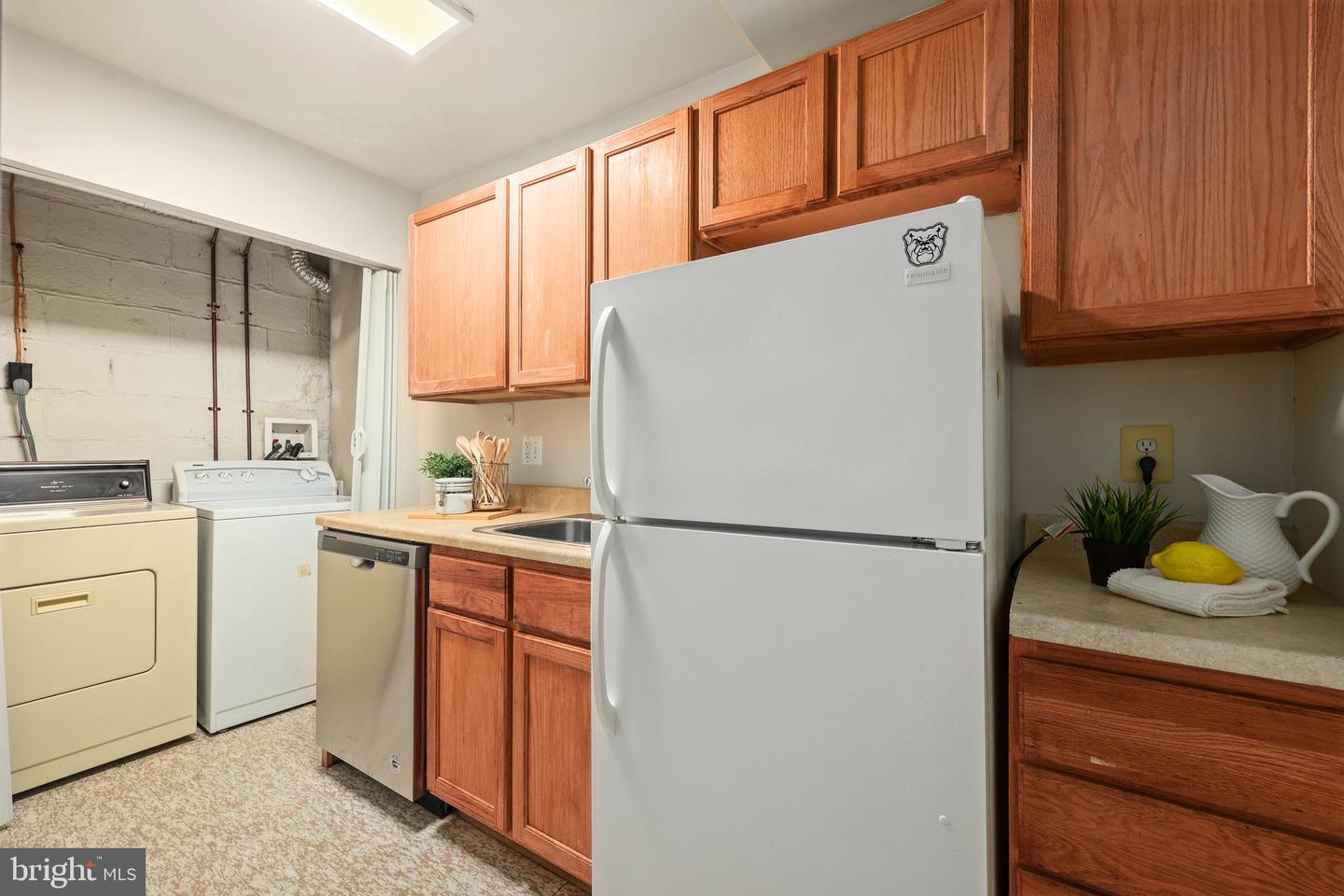 12220 REDWOOD CT, WOODBRIDGE, Virginia 22192, 4 Bedrooms Bedrooms, ,3 BathroomsBathrooms,Residential,For sale,12220 REDWOOD CT,VAPW2105036 MLS # VAPW2105036