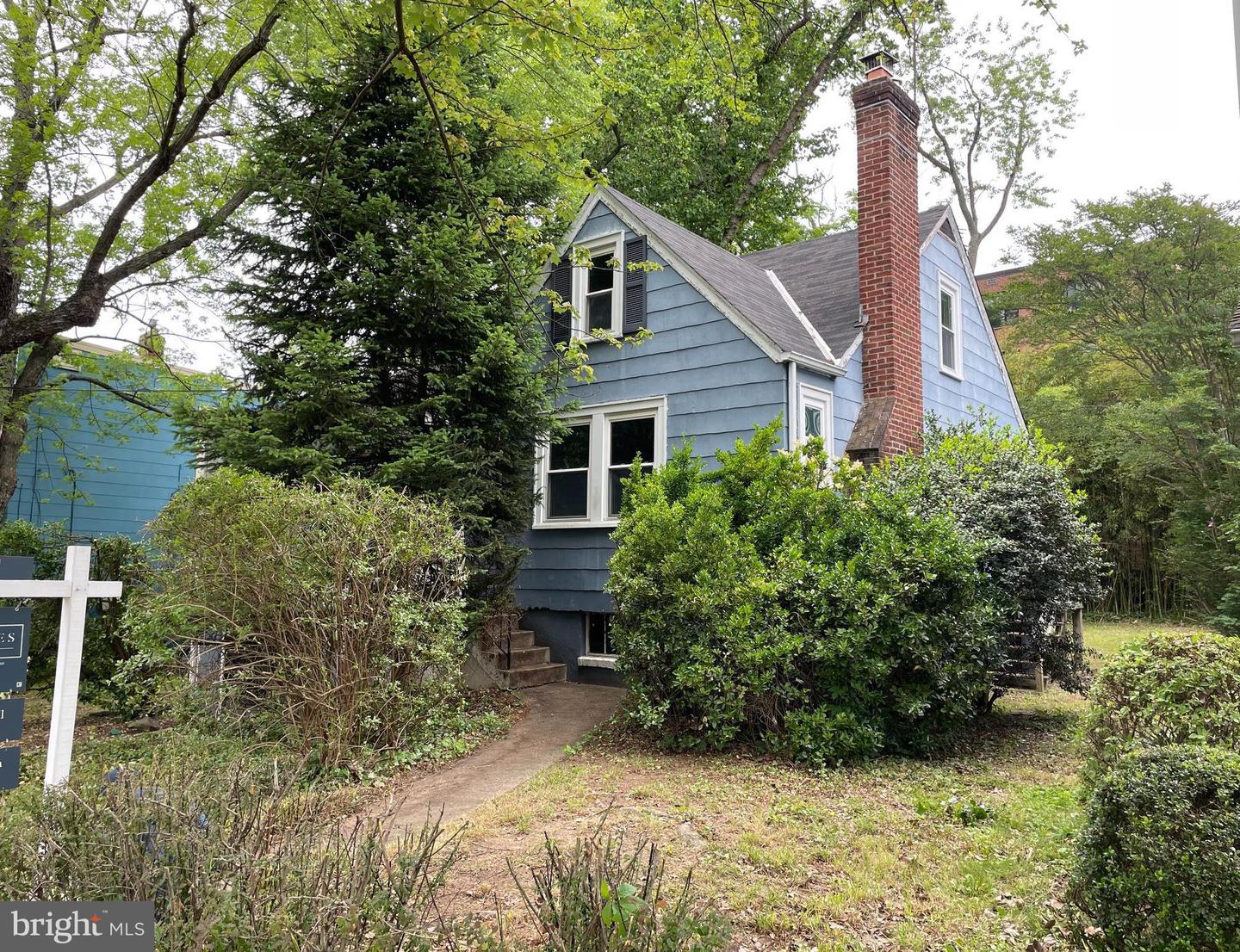 5113 SHERIER PL NW, WASHINGTON, District Of Columbia 20016, 4 Bedrooms Bedrooms, ,2 BathroomsBathrooms,Residential,For sale,5113 SHERIER PL NW,DCDC2202834 MLS # DCDC2202834