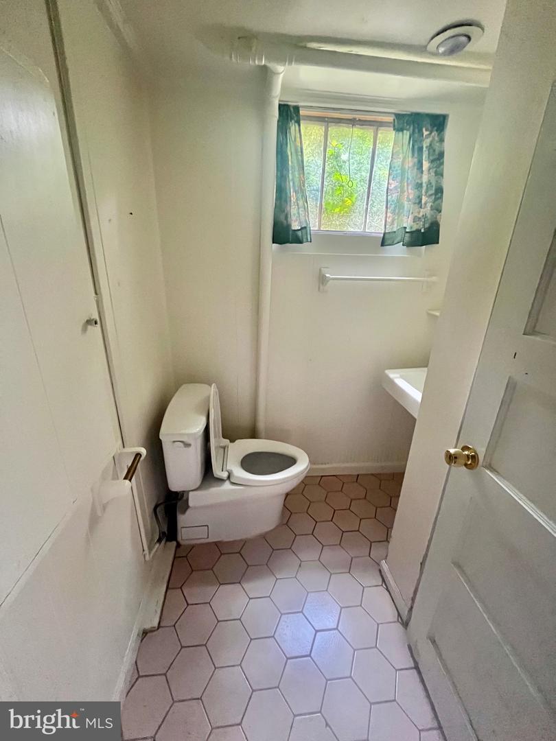 5113 SHERIER PL NW, WASHINGTON, District Of Columbia 20016, 4 Bedrooms Bedrooms, ,2 BathroomsBathrooms,Residential,For sale,5113 SHERIER PL NW,DCDC2202834 MLS # DCDC2202834