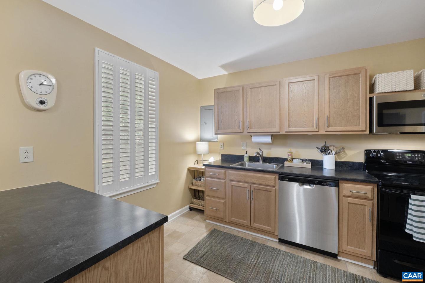 1504 VILLA TER #B, CHARLOTTESVILLE, Virginia 22903, 3 Bedrooms Bedrooms, ,2 BathroomsBathrooms,Residential,For sale,1504 VILLA TER #B,666823 MLS # 666823