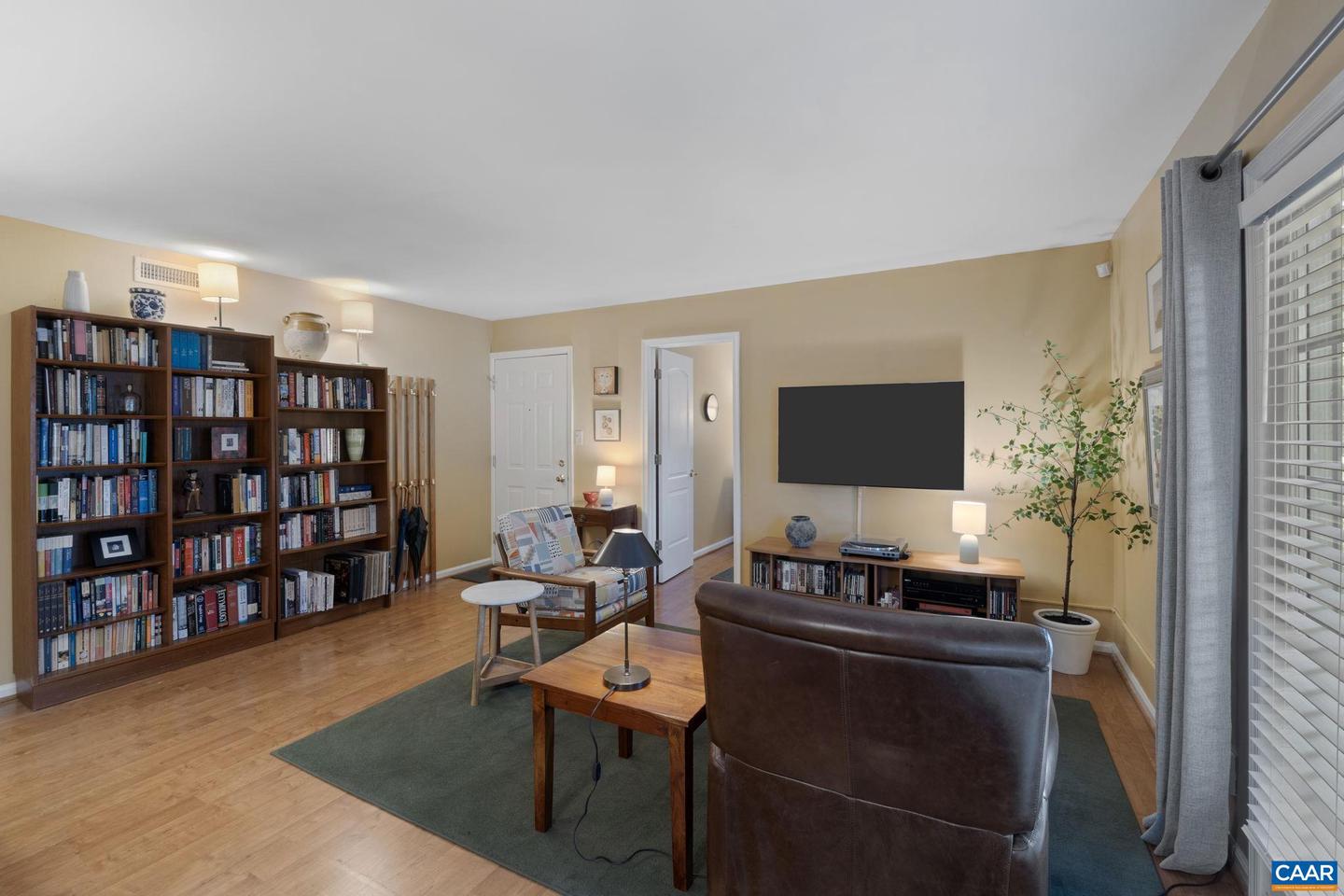 1504 VILLA TER #B, CHARLOTTESVILLE, Virginia 22903, 3 Bedrooms Bedrooms, ,2 BathroomsBathrooms,Residential,For sale,1504 VILLA TER #B,666823 MLS # 666823