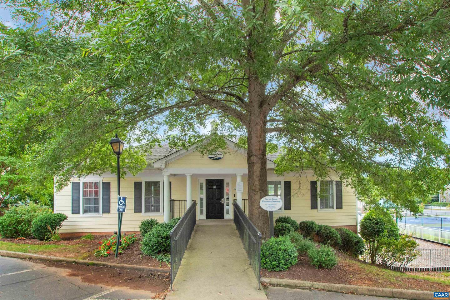 1504 VILLA TER #B, CHARLOTTESVILLE, Virginia 22903, 3 Bedrooms Bedrooms, ,2 BathroomsBathrooms,Residential,For sale,1504 VILLA TER #B,666823 MLS # 666823