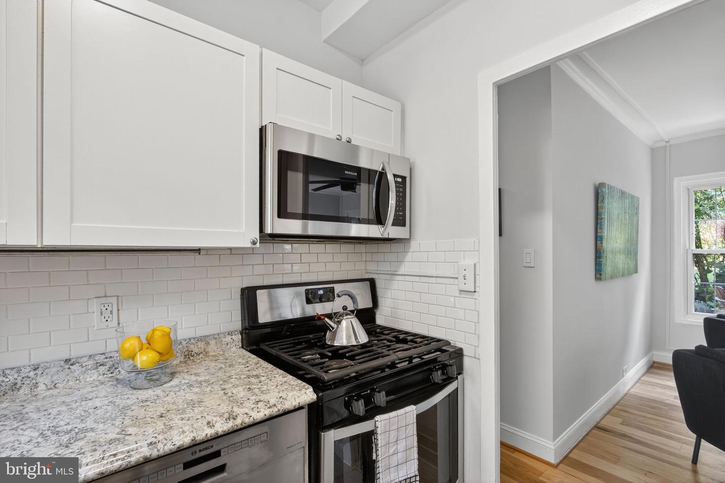 1242 MARTHA CUSTIS DR, ALEXANDRIA, Virginia 22302, 2 Bedrooms Bedrooms, 3 Rooms Rooms,1 BathroomBathrooms,Residential,For sale,1242 MARTHA CUSTIS DR,VAAX2048250 MLS # VAAX2048250