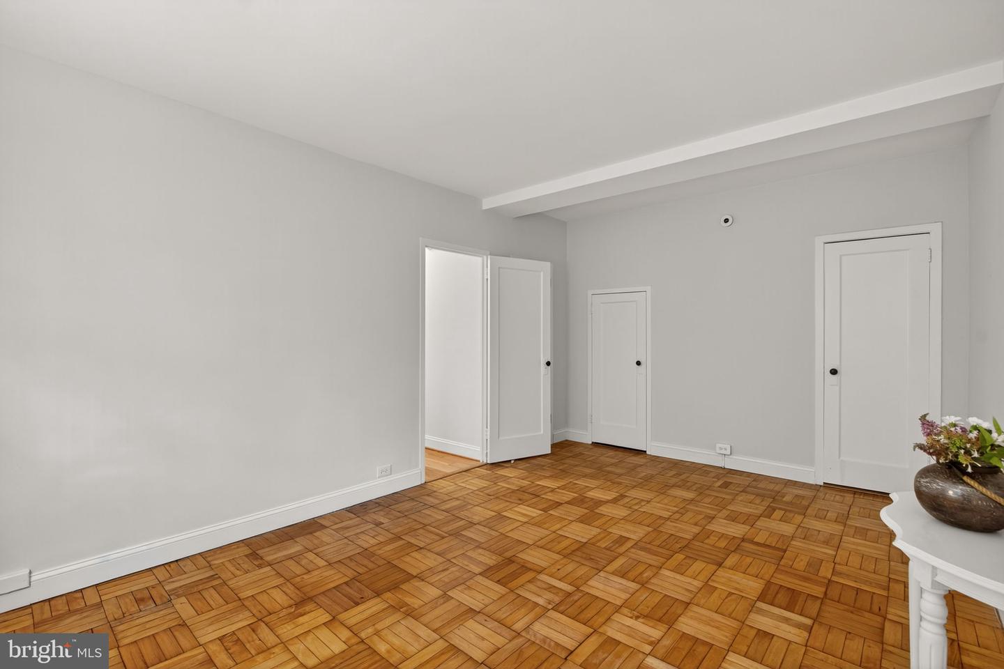 1242 MARTHA CUSTIS DR, ALEXANDRIA, Virginia 22302, 2 Bedrooms Bedrooms, 3 Rooms Rooms,1 BathroomBathrooms,Residential,For sale,1242 MARTHA CUSTIS DR,VAAX2048250 MLS # VAAX2048250