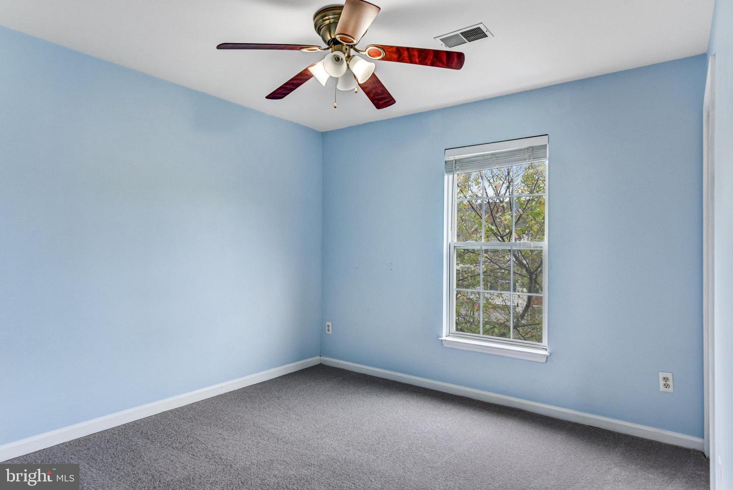 26139 LANDS END DR, CHANTILLY, Virginia 20152, 3 Bedrooms Bedrooms, 6 Rooms Rooms,2 BathroomsBathrooms,Residential,For sale,26139 LANDS END DR,VALO2104928 MLS # VALO2104928