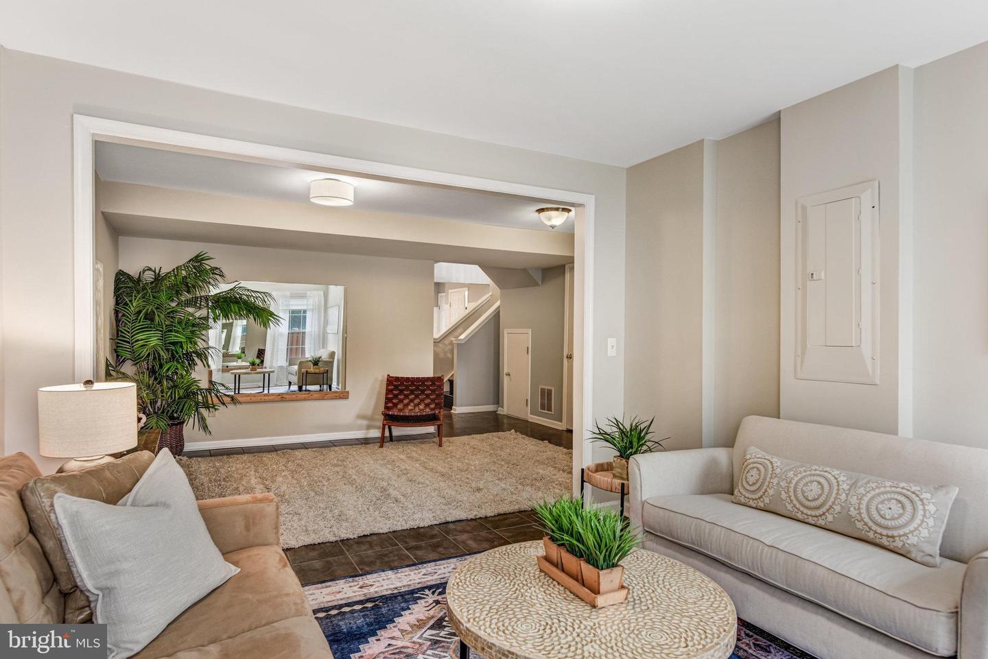 26139 LANDS END DR, CHANTILLY, Virginia 20152, 3 Bedrooms Bedrooms, 6 Rooms Rooms,2 BathroomsBathrooms,Residential,For sale,26139 LANDS END DR,VALO2104928 MLS # VALO2104928