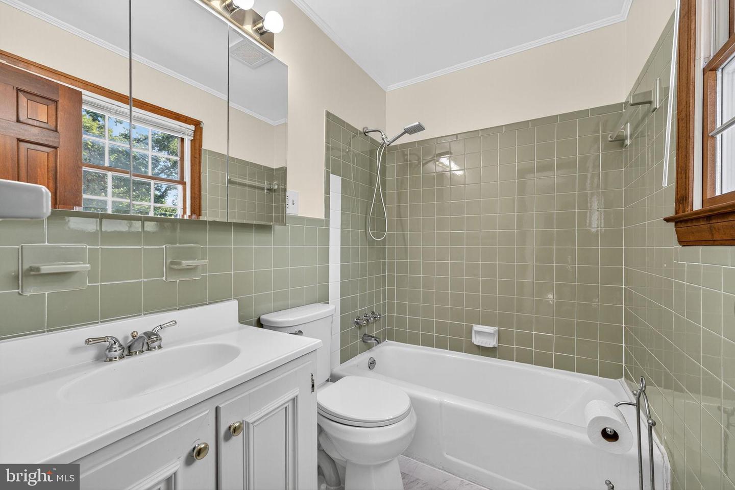 107 ROSZEL RD, WINCHESTER, Virginia 22601, 4 Bedrooms Bedrooms, 7 Rooms Rooms,2 BathroomsBathrooms,Residential,For sale,107 ROSZEL RD,VAWI2008966 MLS # VAWI2008966